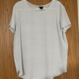Ann Taylor patterned blouse